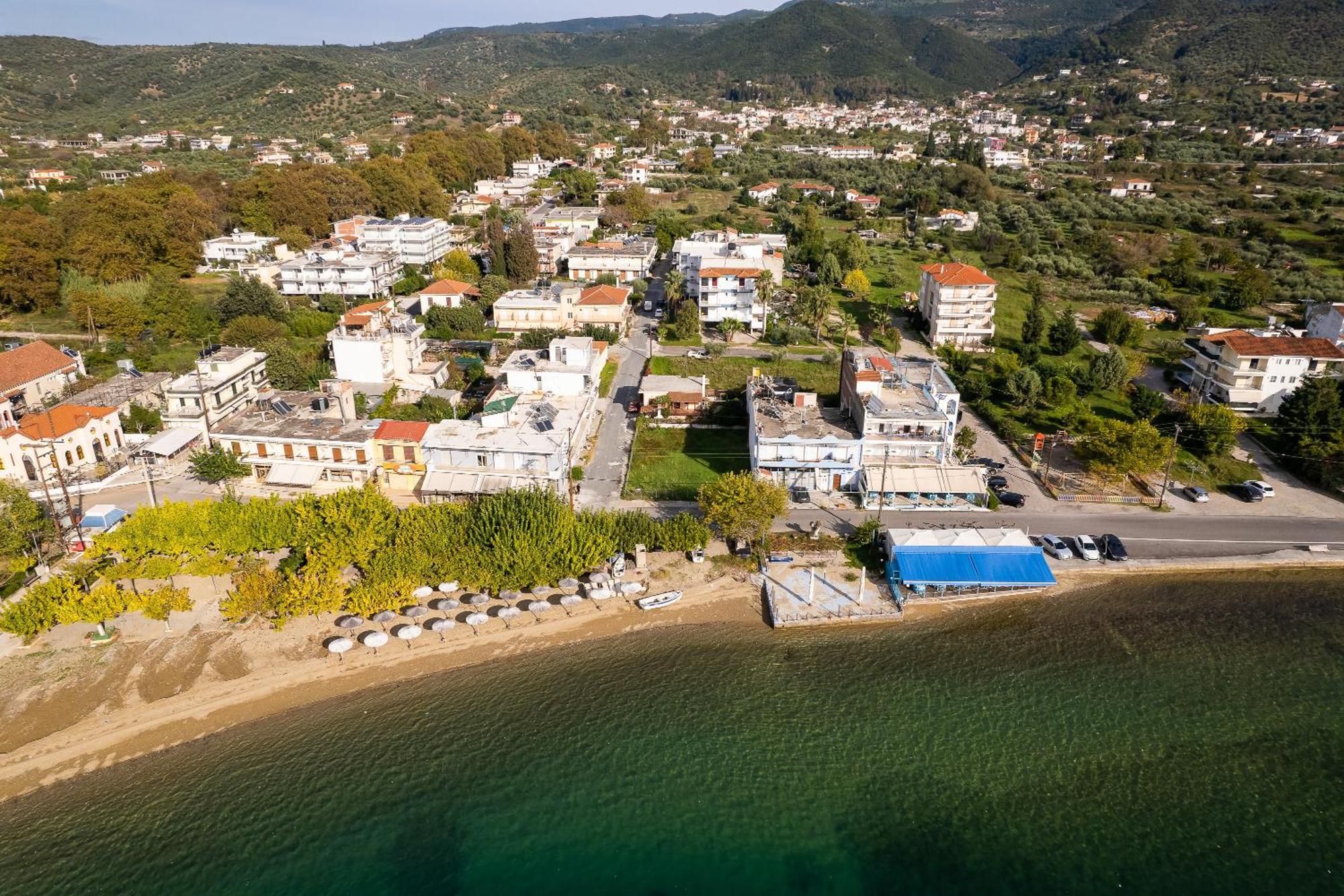 Zoe Seaside Apartamento Loutra Edipsou  Exterior foto